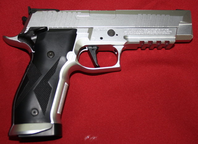SIG Waffen LP Co² P226 X-Five SIGSAUER 4,5mm Diab. Chrom BlowBack