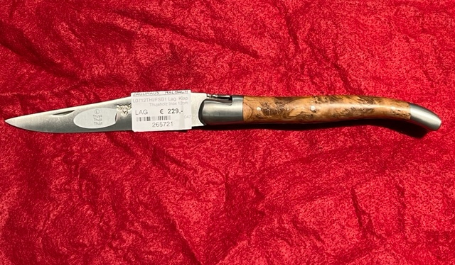LAGUIOLE en AUBRAC L0712THI/FSB1 Lag. Klappmesser Thujaholz Inox 12cm