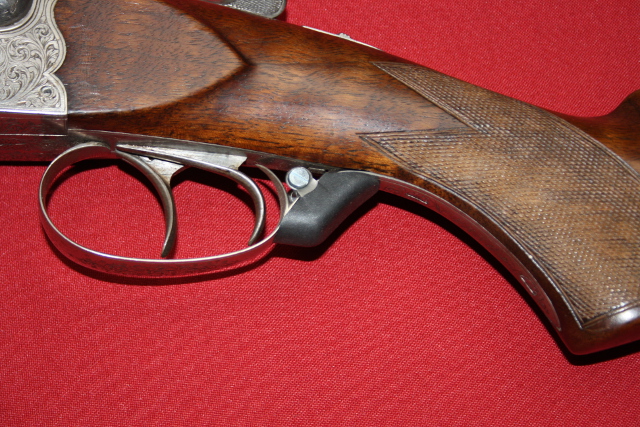 Diverser Lieferant Fingerschutz Gummipuffer f. Abzugsbügel